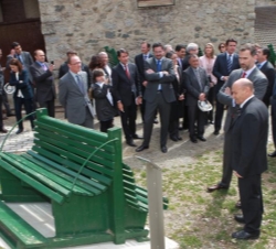 Su Alteza Real el Príncipe de Asturias y de Girona junto al Alcalde de Capdella al término de su visita a la comarca de Pallars Jussà